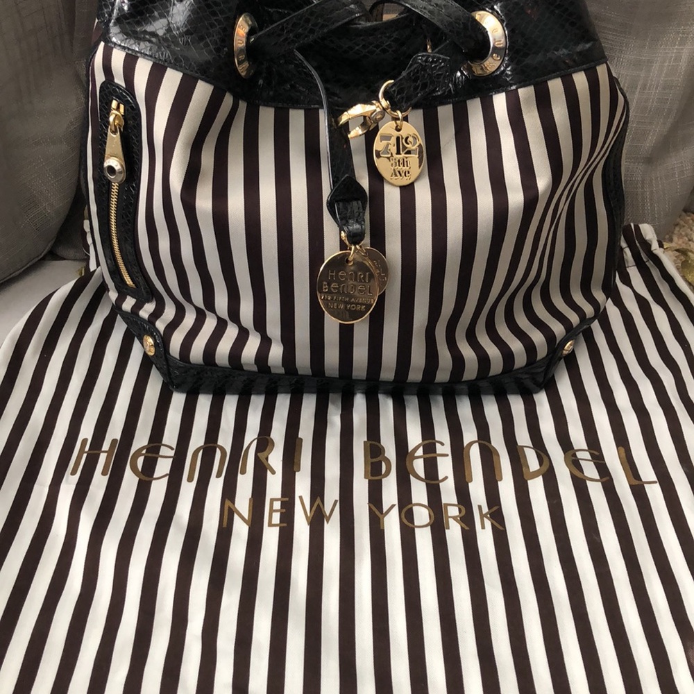 Henri Bendel bag